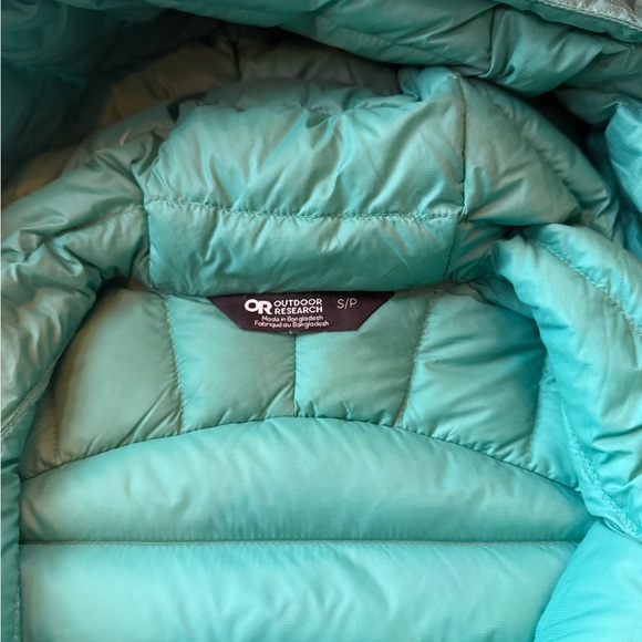 Outdoor Research Teal Hooded Down Ski Jacket - Picture 8 of 13